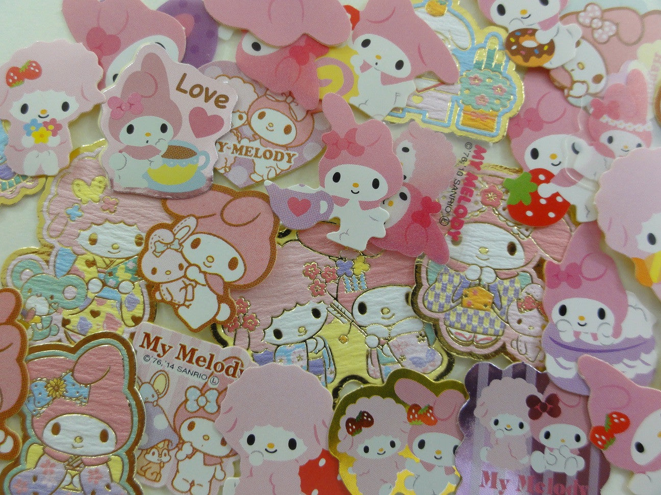 Sanrio My Melody Kuromi 40-Piece Flake Sticker Sack - Kawaii Depot