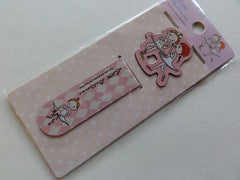 z Ballerina Magnetic Bookmarks - B