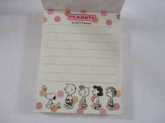 Cute Kawaii Peanuts Snoopy Mini Notepad / Memo Pad Kamio - R Friends Wallpaper - Stationery Designer Paper Collection