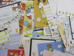 Cute Kawaii Peanuts Snoopy Paper Memo Note Set Stationery