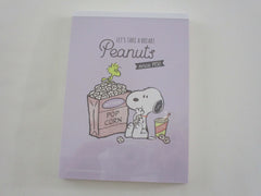 Cute Kawaii Peanuts Snoopy 4 x 6 Inch Notepad / Memo Pad - Stationery Designer Paper Collection